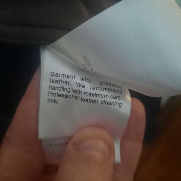 Authentic Brown and Black leather Gucci bomber jacket - Picture 4 of 11